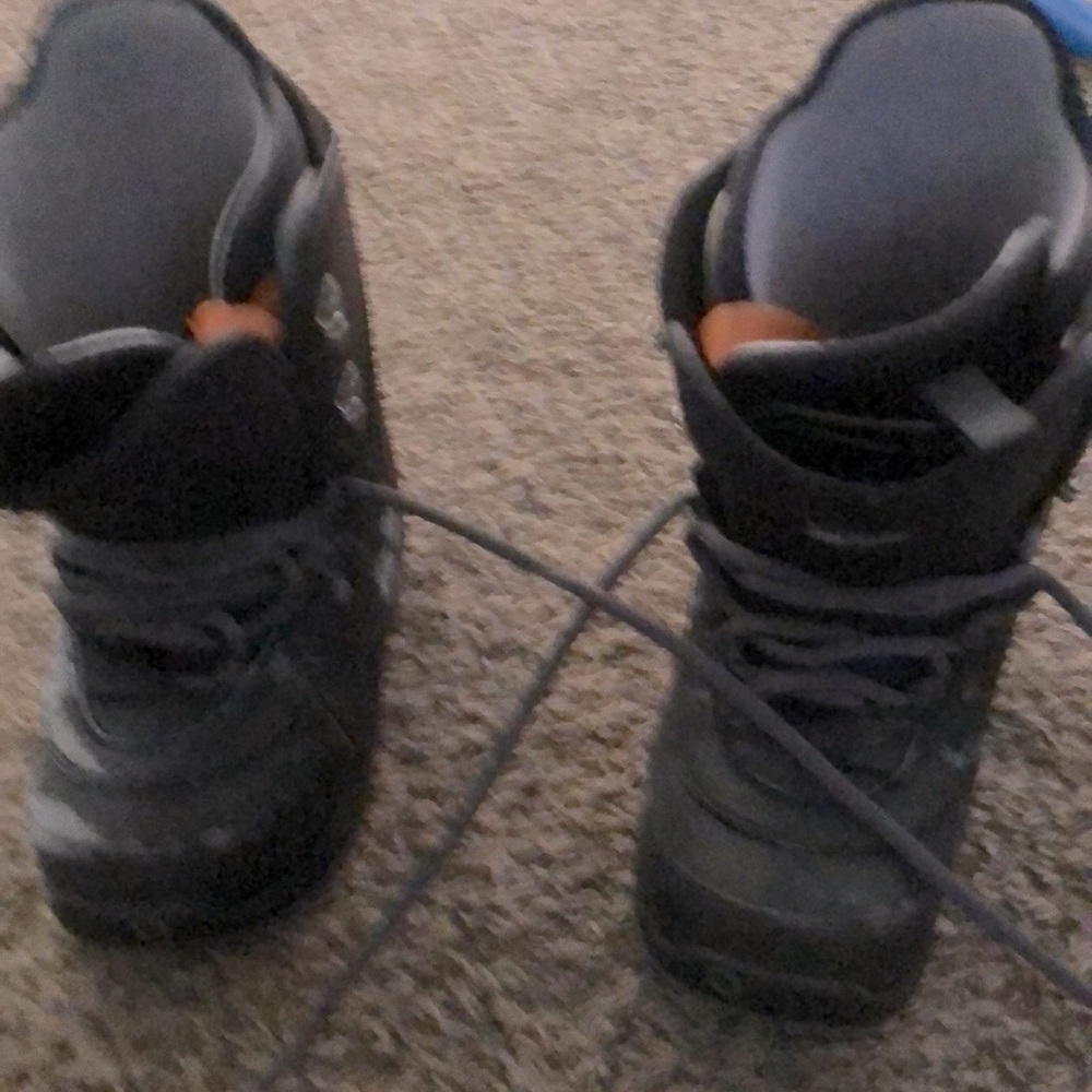 Big kids snowboarding boots